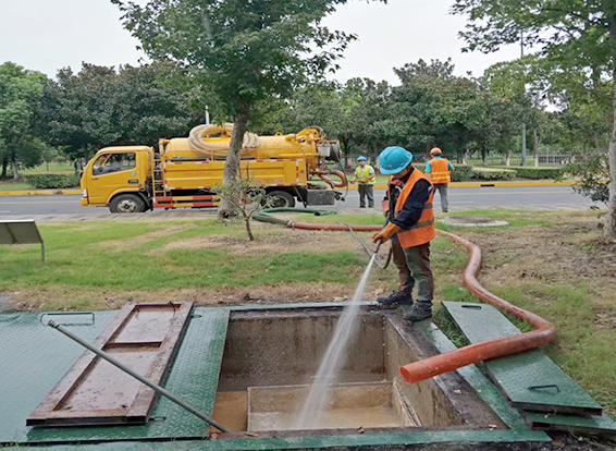 皇桐镇化油池清理